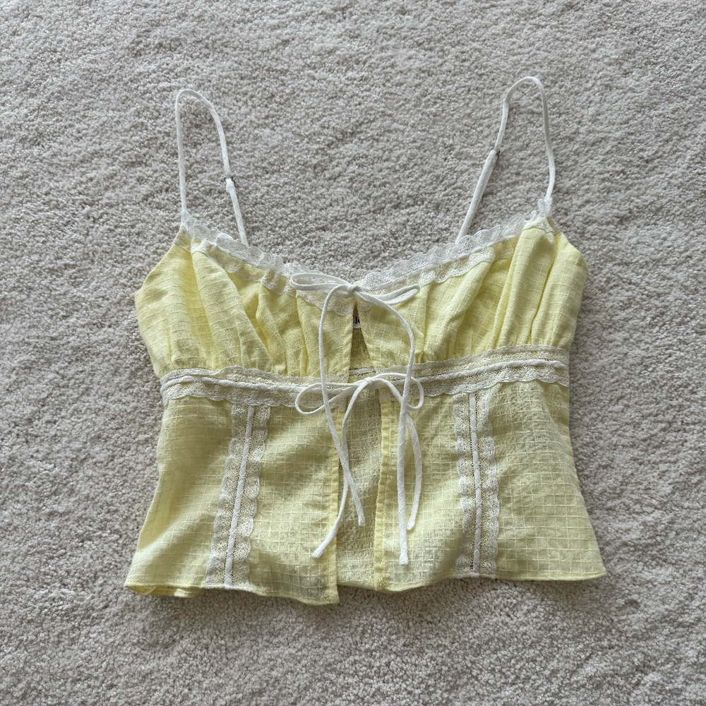 Yellow tie front top